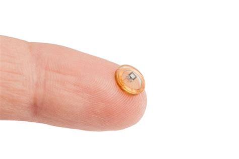 uhf rfid chip manufacturers|companies that use rfid tags.